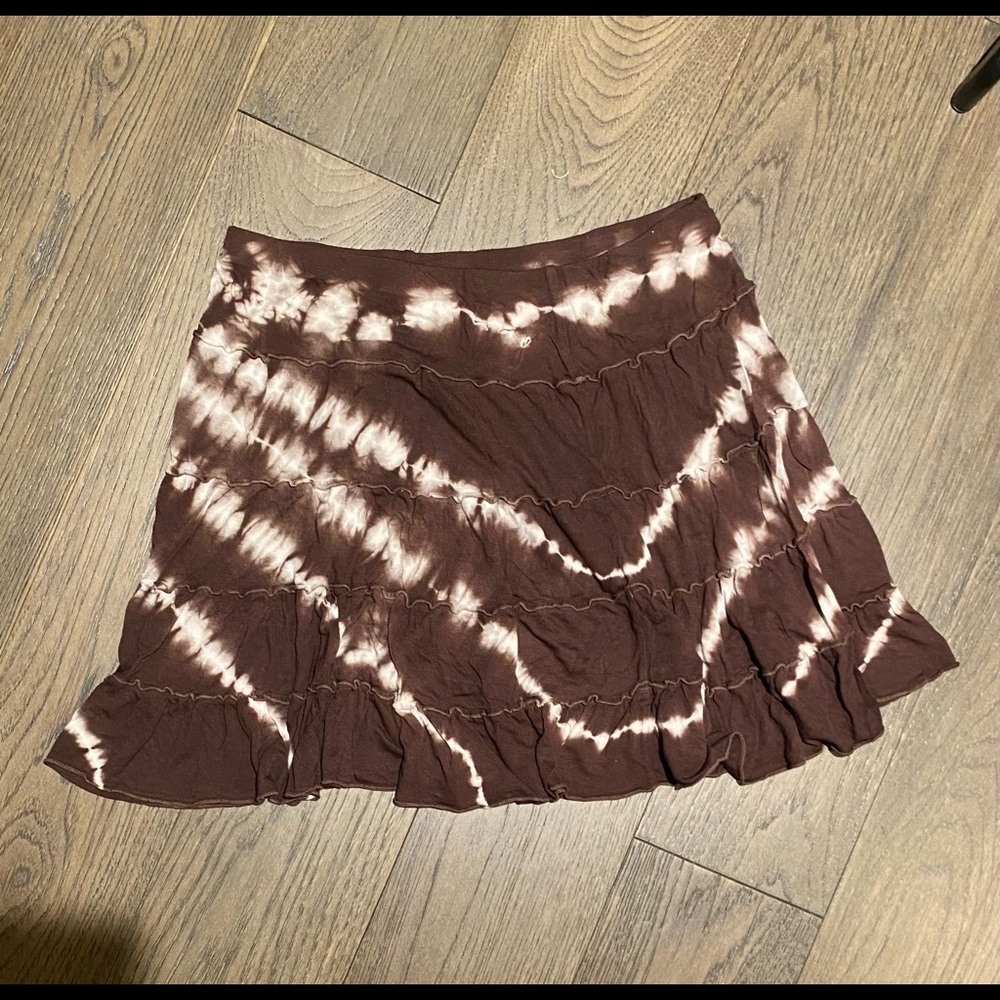 Brown white mid-length skirt